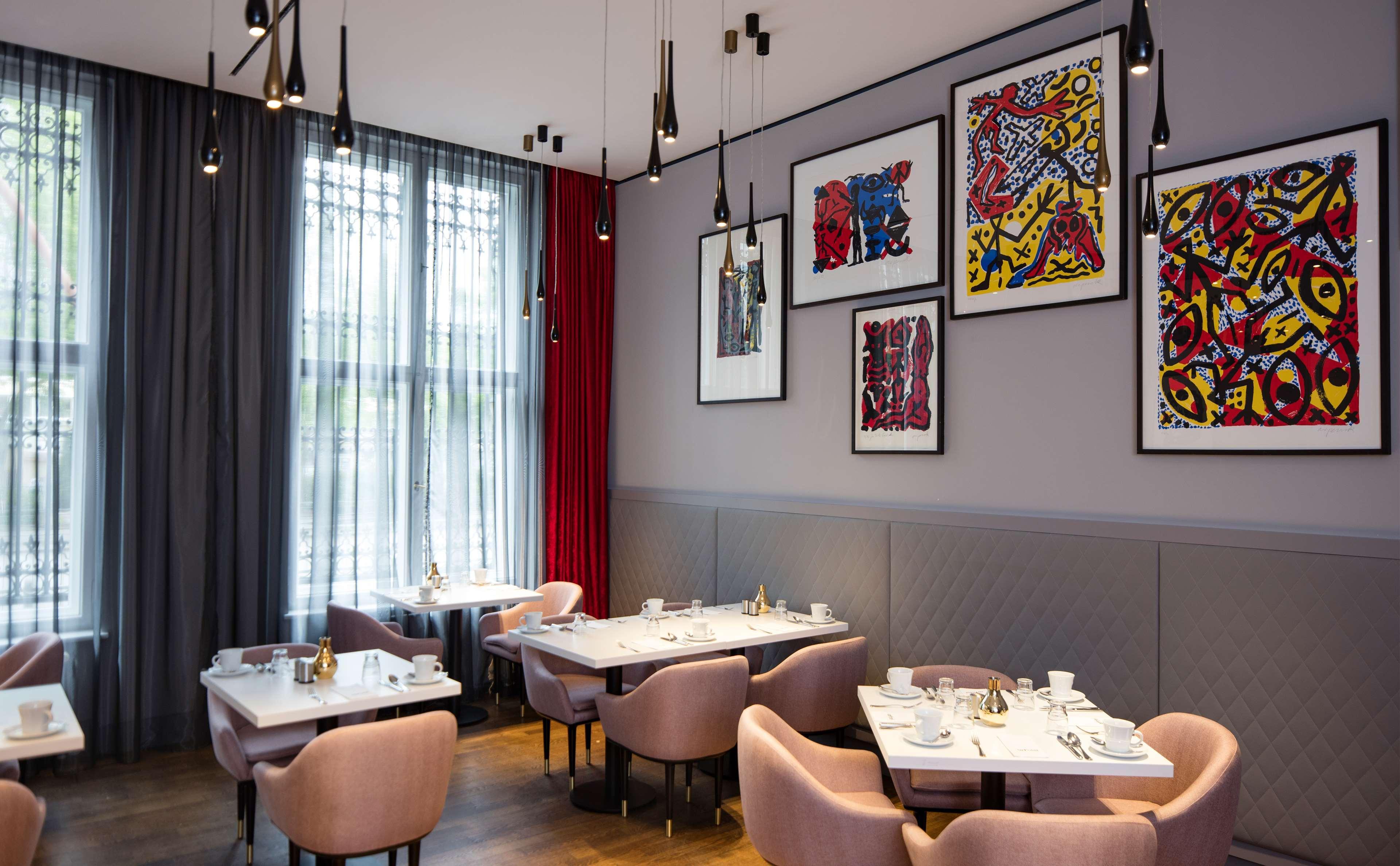 Art'otel Mitte, Part Of Radisson Group Hotel 4*